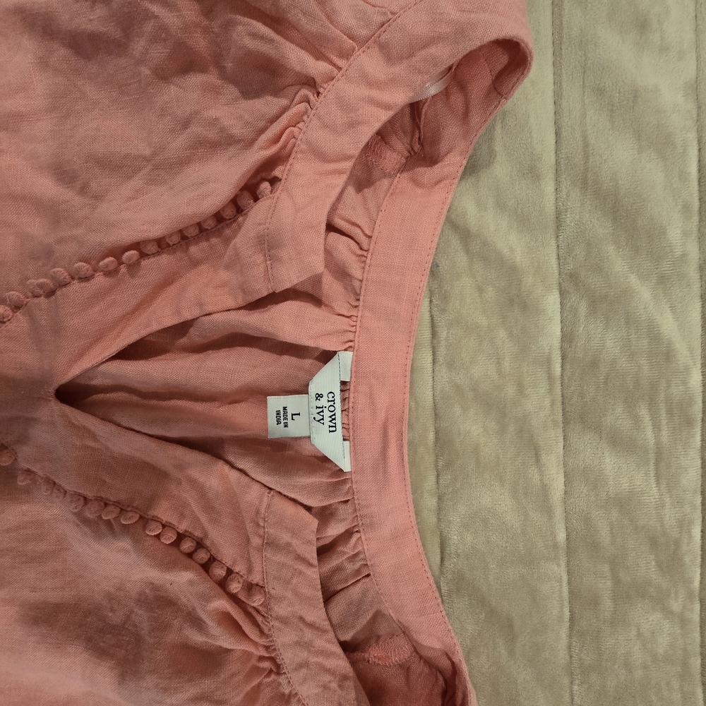 Crown & Ivy Pink Button-Trim Linen Blouse